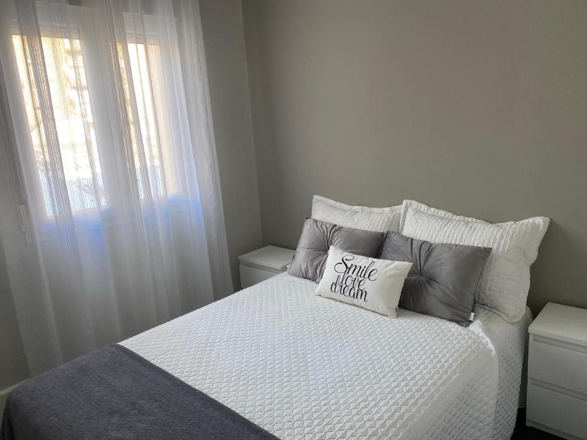 Apartamentos Logrono Centro, Tic Tac, Wifi エクステリア 写真