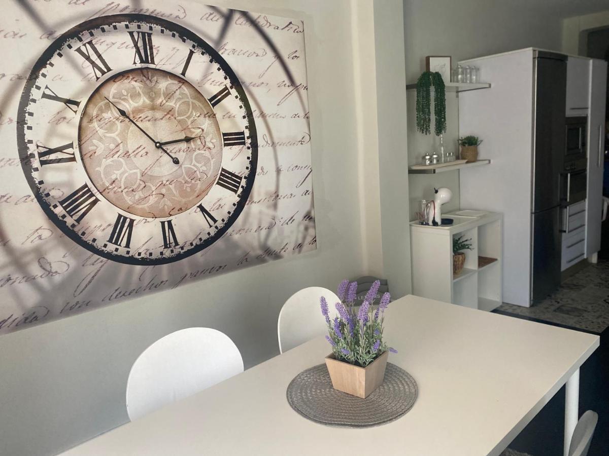 Apartamentos Logrono Centro, Tic Tac, Wifi エクステリア 写真