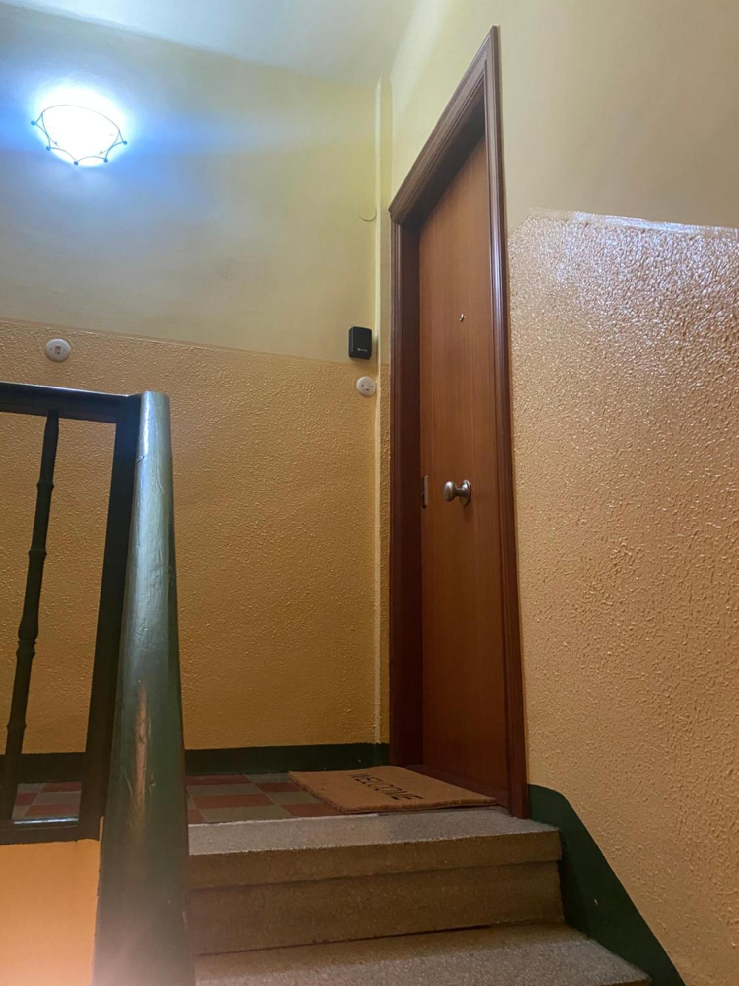 Apartamentos Logrono Centro, Tic Tac, Wifi エクステリア 写真