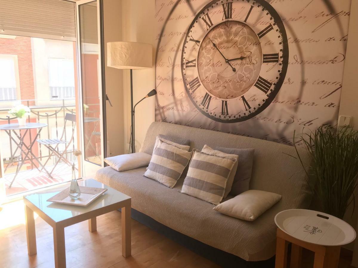 Apartamentos Logrono Centro, Tic Tac, Wifi エクステリア 写真