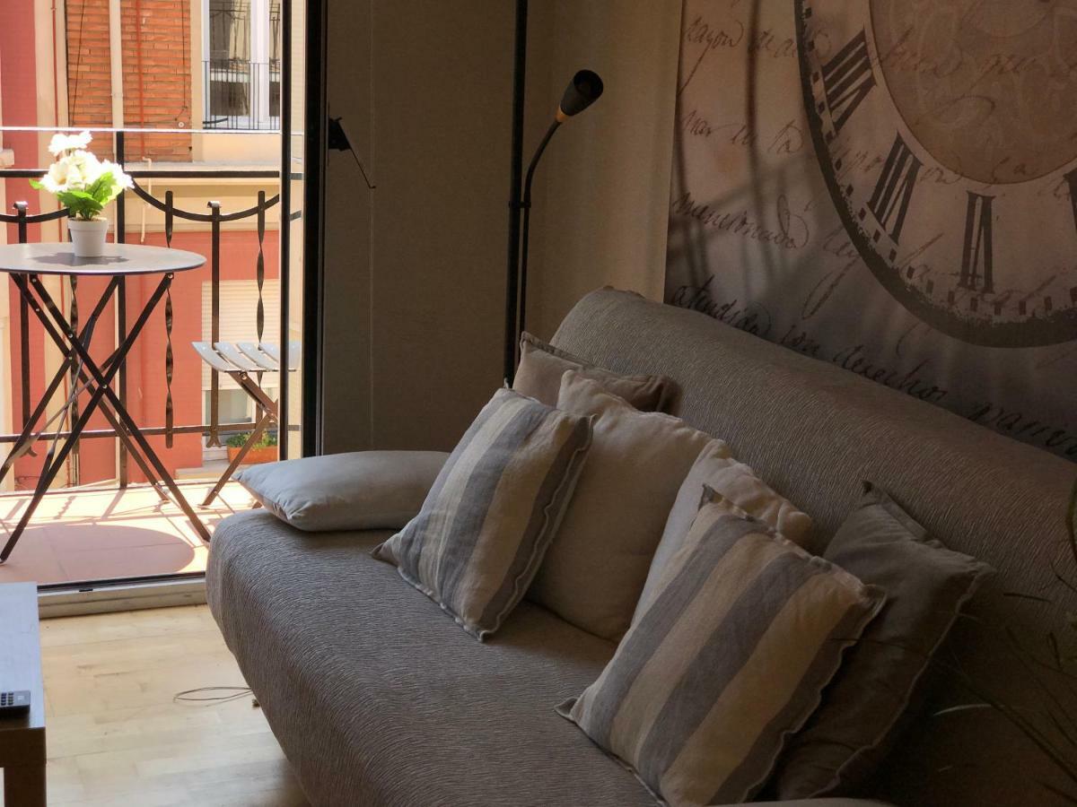 Apartamentos Logrono Centro, Tic Tac, Wifi エクステリア 写真