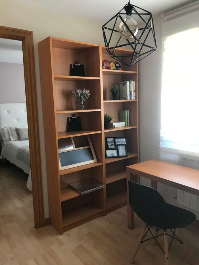 Apartamentos Logrono Centro, Tic Tac, Wifi エクステリア 写真